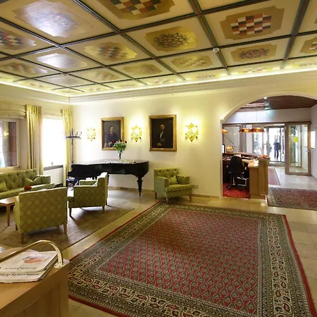 Bayerischer Hof Szálloda