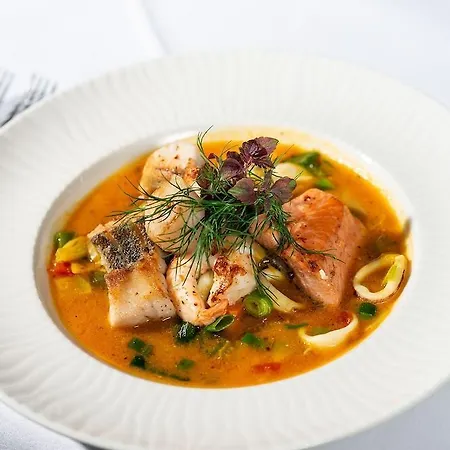 Szálloda Bayerischer Hof 3*