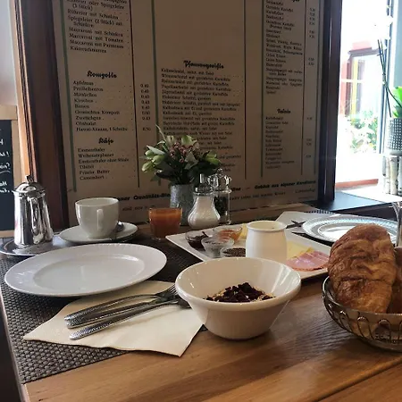Hotel Bayerischer Hof 3*