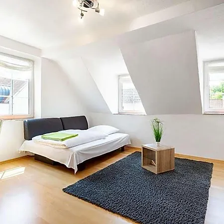 Bayerischer Hof Hotel 3*