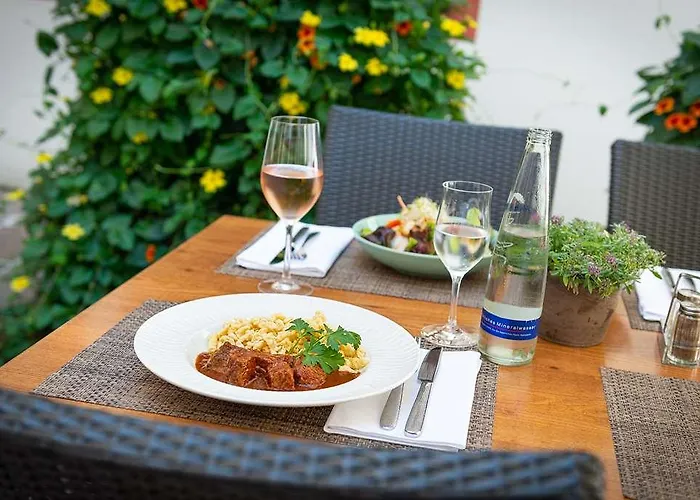 Hotel Bayerischer Hof 3*